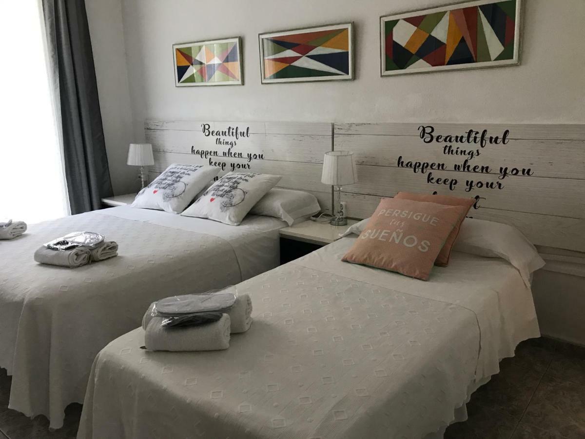 Hostal Aribau Barcelona Zewnętrze zdjęcie